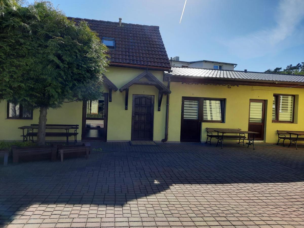 Pensjonat Cichy Kacik Kąty Rybackie Exteriör bild